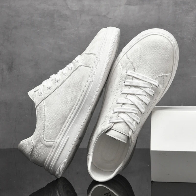Fernando | Sneakers basse con lacci e suola bianca da uomo