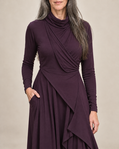 Sylvana | Abito lungo drappeggiato con collo alto per donna