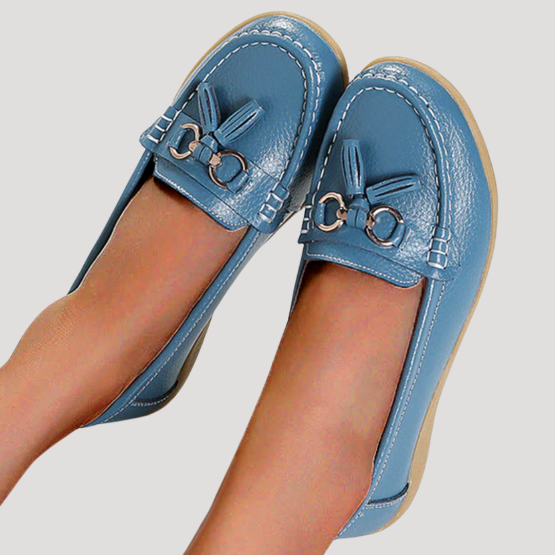 Wanda | Scarpe Basse Eleganti da Donna con Pompon