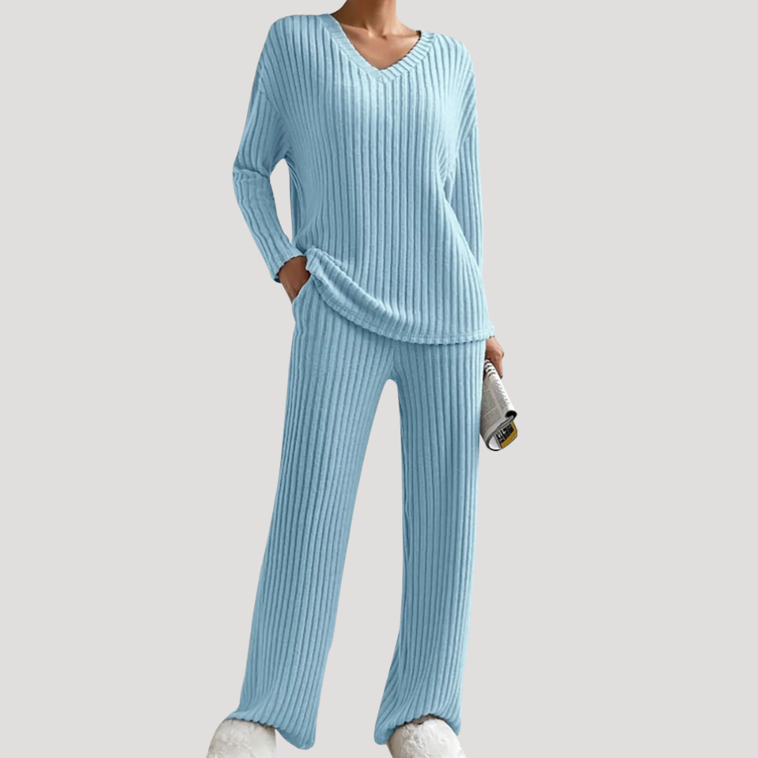 Sandra | Completo Femminile in Maglia con Collo a V e Pantaloni Larghi