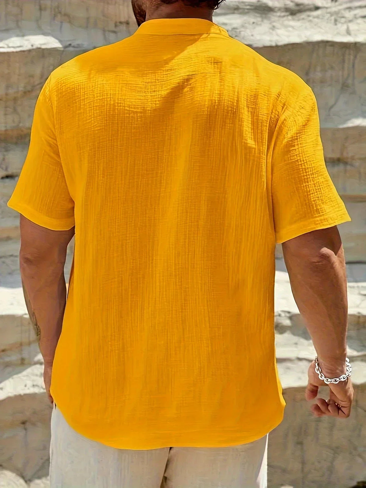 Roberto | Camicia a manica corta con colletto alla coreana e mezza patta da uomo