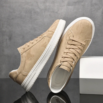 Fernando | Sneakers basse con lacci e suola bianca da uomo