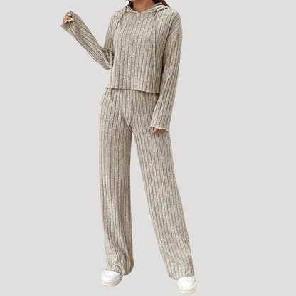 Carmela | Completo Donna in Maglia a Coste Top e Pantaloni Larghi