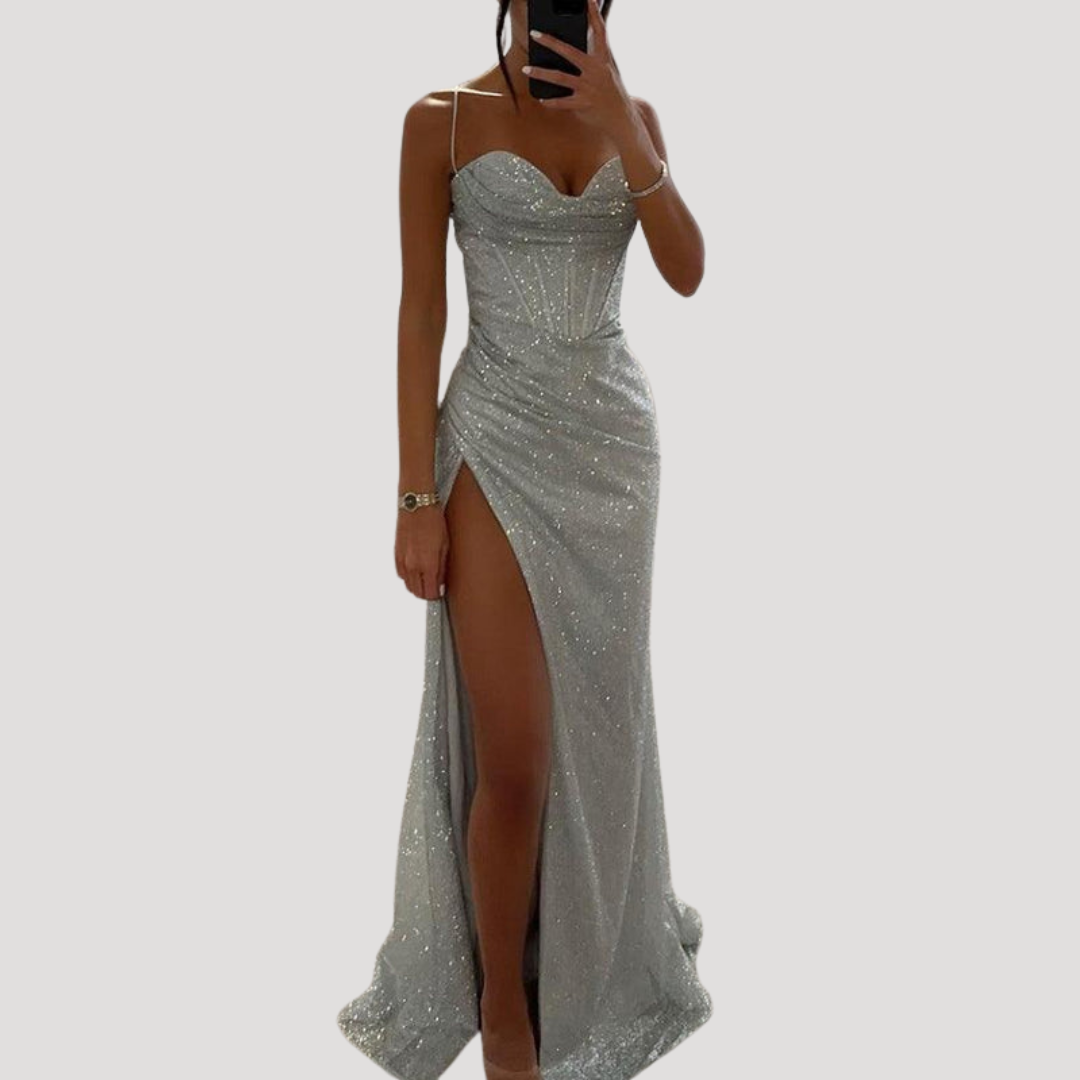 Fernanda | Elegante abito lungo da sera con spacco e spalline sottili