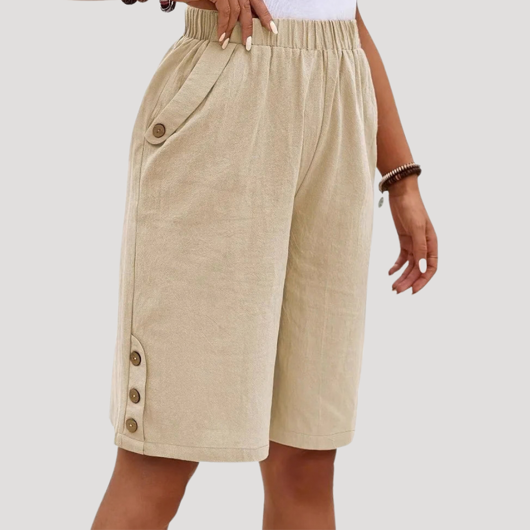 Claudia | Bermuda Donna Chic con Vita Elastico e Bottoni Decorativi