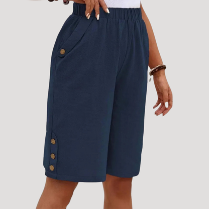 Claudia | Bermuda Donna Chic con Vita Elastico e Bottoni Decorativi