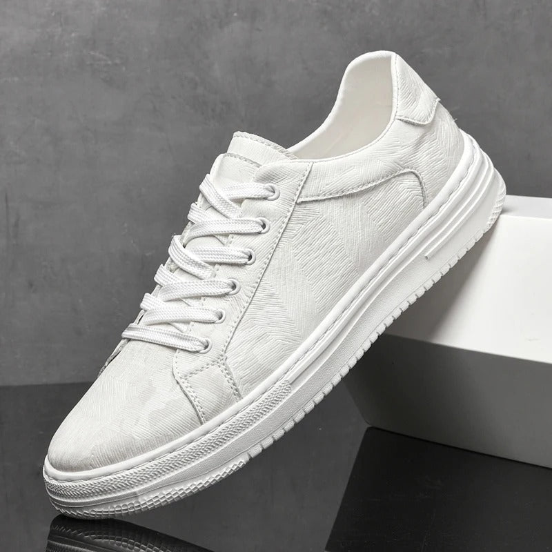 Fernando | Sneakers basse con lacci e suola bianca da uomo