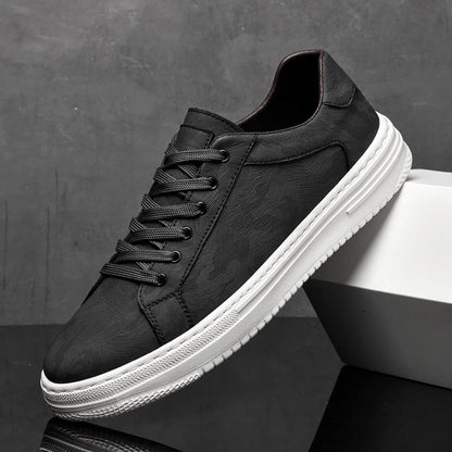 Fernando | Sneakers basse con lacci e suola bianca da uomo
