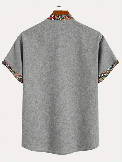 Marco | Camicia a maniche corte con collo a V e bordo etnico da uomo