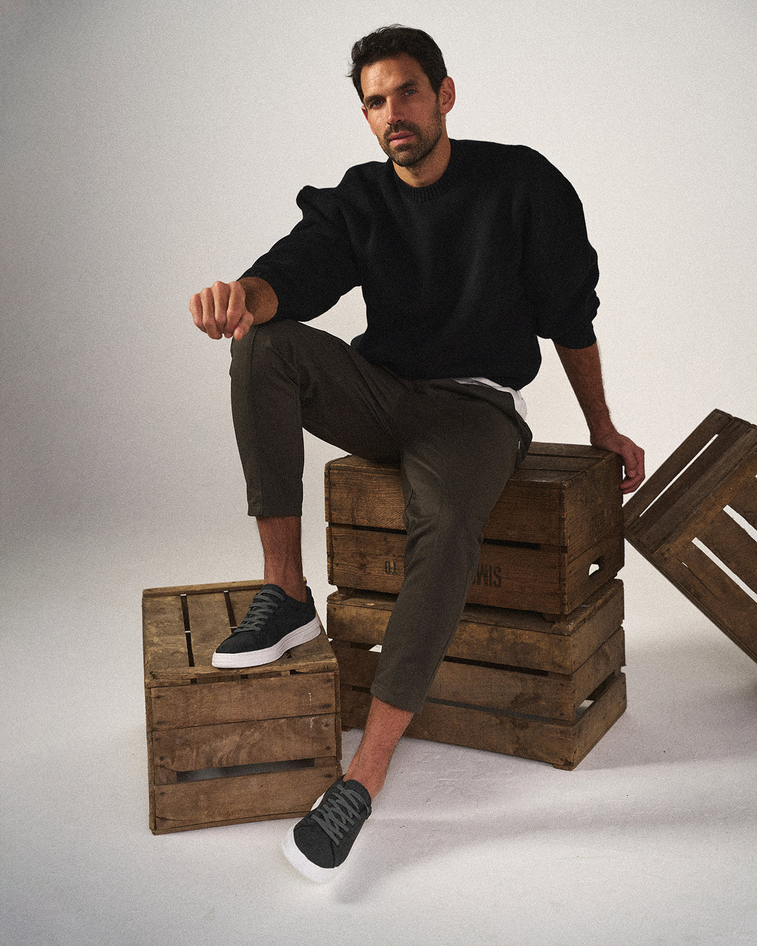 Fernando | Sneakers basse con lacci e suola bianca da uomo
