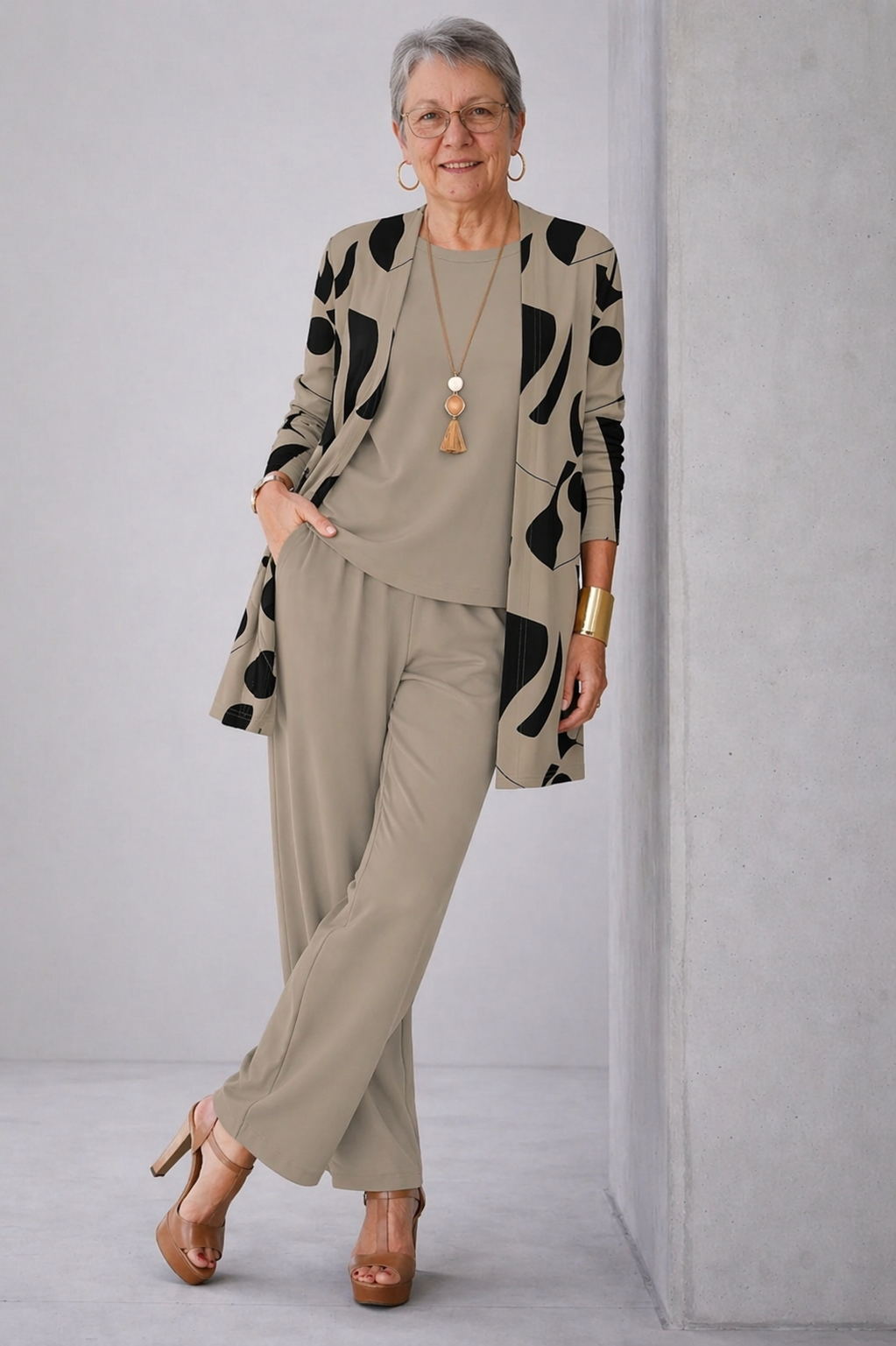 Dora | Completo 3 pezzi con cardigan stampato per donna