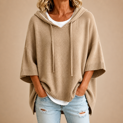 Oriana | Poncho in maglia con cappuccio e manica a tre quarti da donna