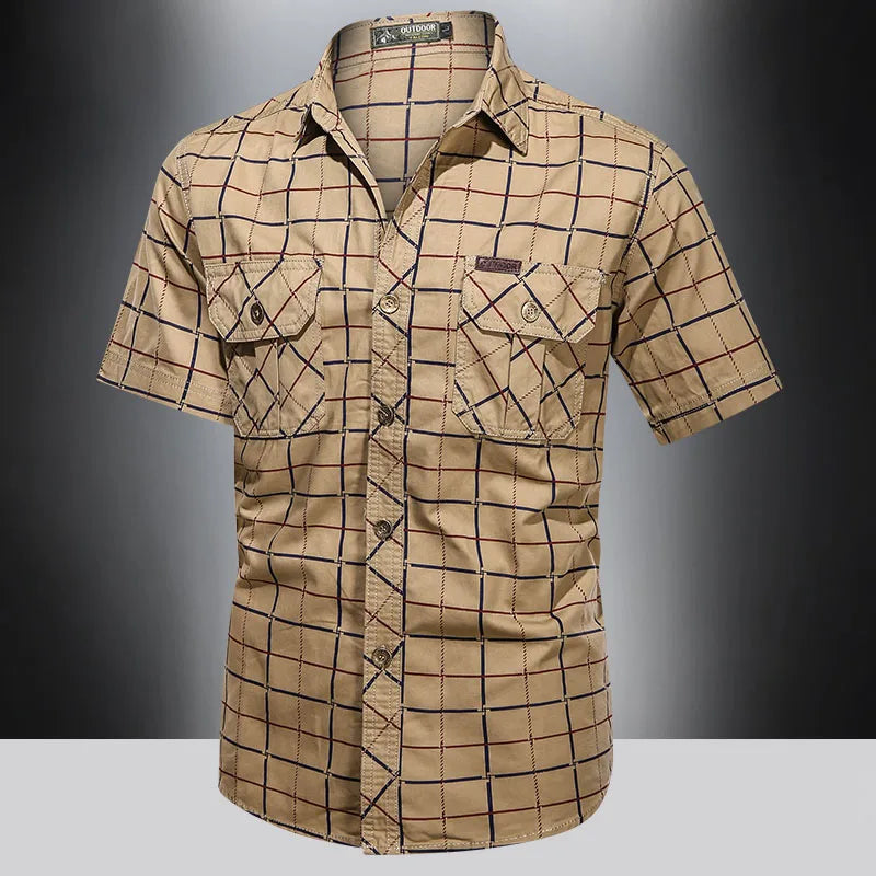 Nicola | Camicia a quadri a maniche corte con due tasche da uomo