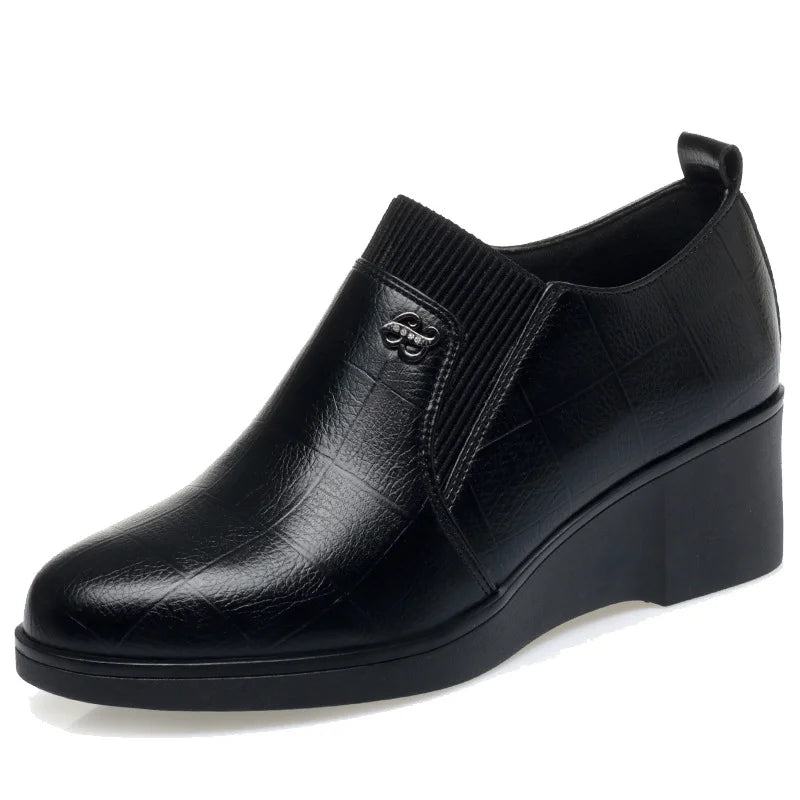 Nadine | Scarpe décolleté in pelle con zeppa e chiusura elastica per donna