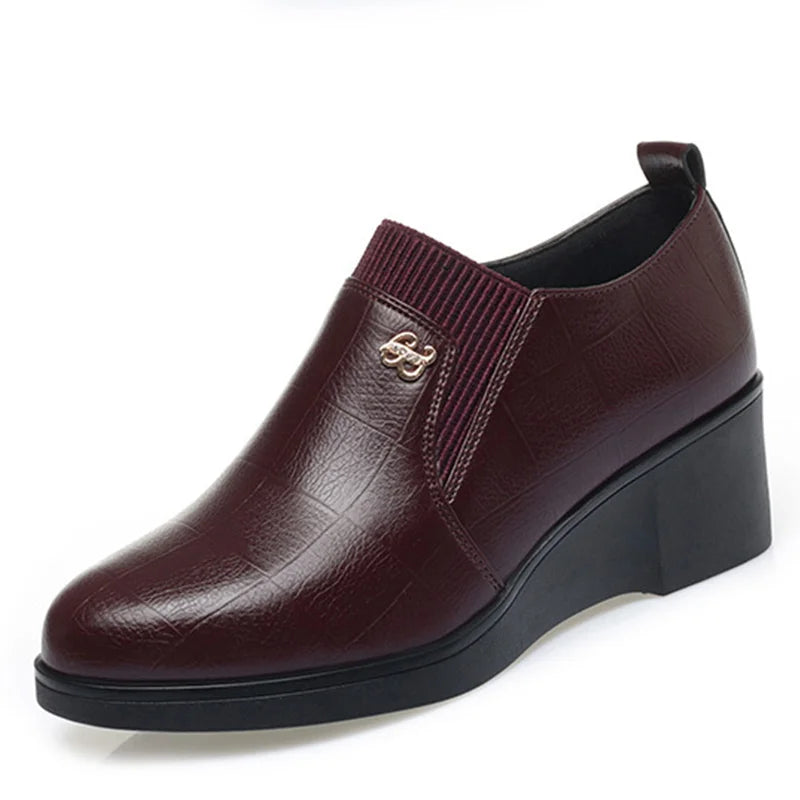 Nadine | Scarpe décolleté in pelle con zeppa e chiusura elastica per donna