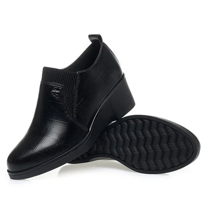 Nadine | Scarpe décolleté in pelle con zeppa e chiusura elastica per donna