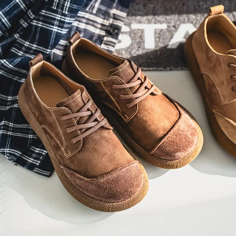Vito | Scarpe basse stringate con punta tonda da uomo