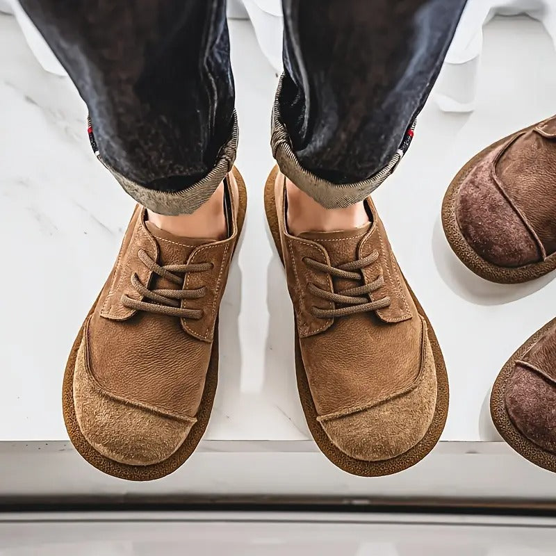 Vito | Scarpe basse stringate con punta tonda da uomo